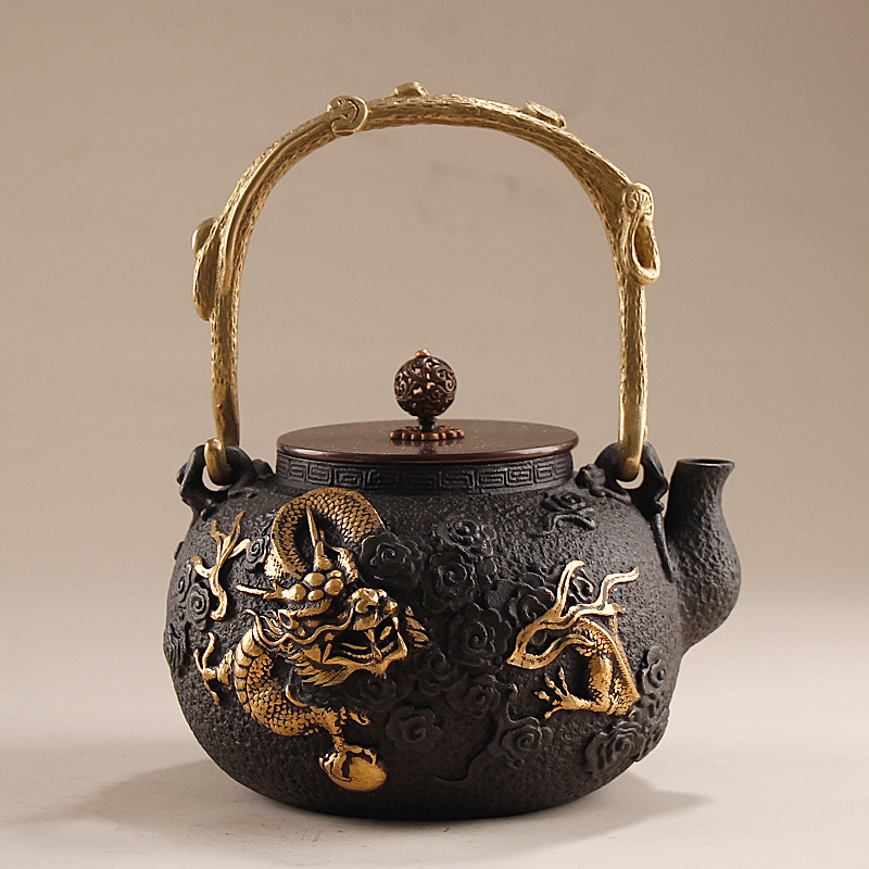 Cast Iron Teapot - إبريق شاي من الحديد الزهر سعة
