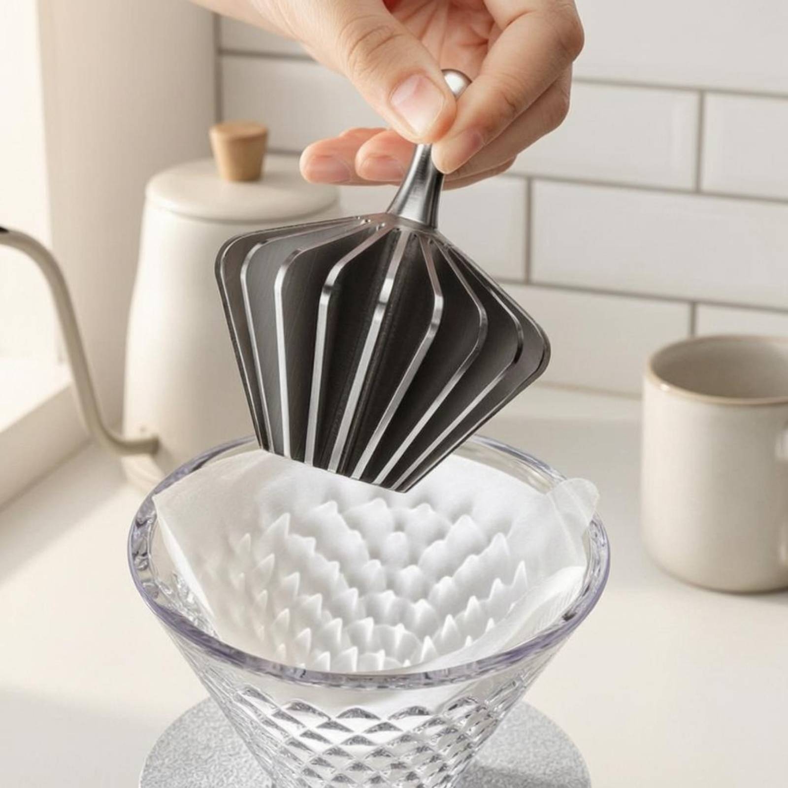 مكبس ورق فلتر القهوة من سبائك  - مراجعة Coffee Dripper V60 وسعره
