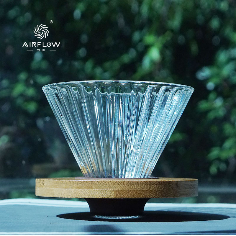 طقم تحضير القهوة بالتقطير مع ح - مراجعة Coffee Dripper V60 وسعره