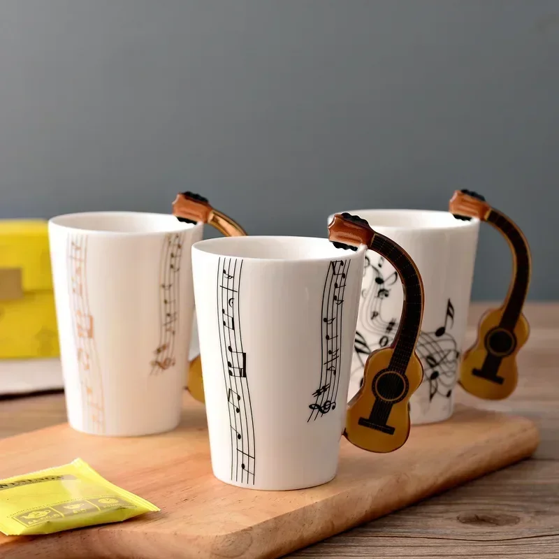 أكواب سيراميك على شكل نوتة موس - مراجعة Lemon Tea Coffee وسعره
